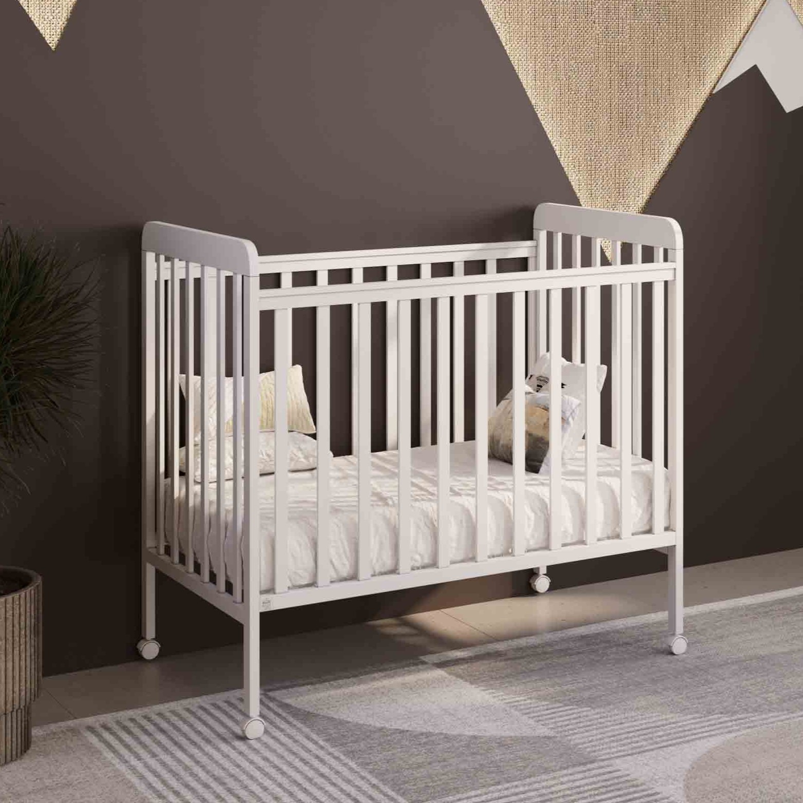 מיטת תינוק סחלב לבן  -מטר מעקה נייד-  צפי חזרה למלאי 25/01/26