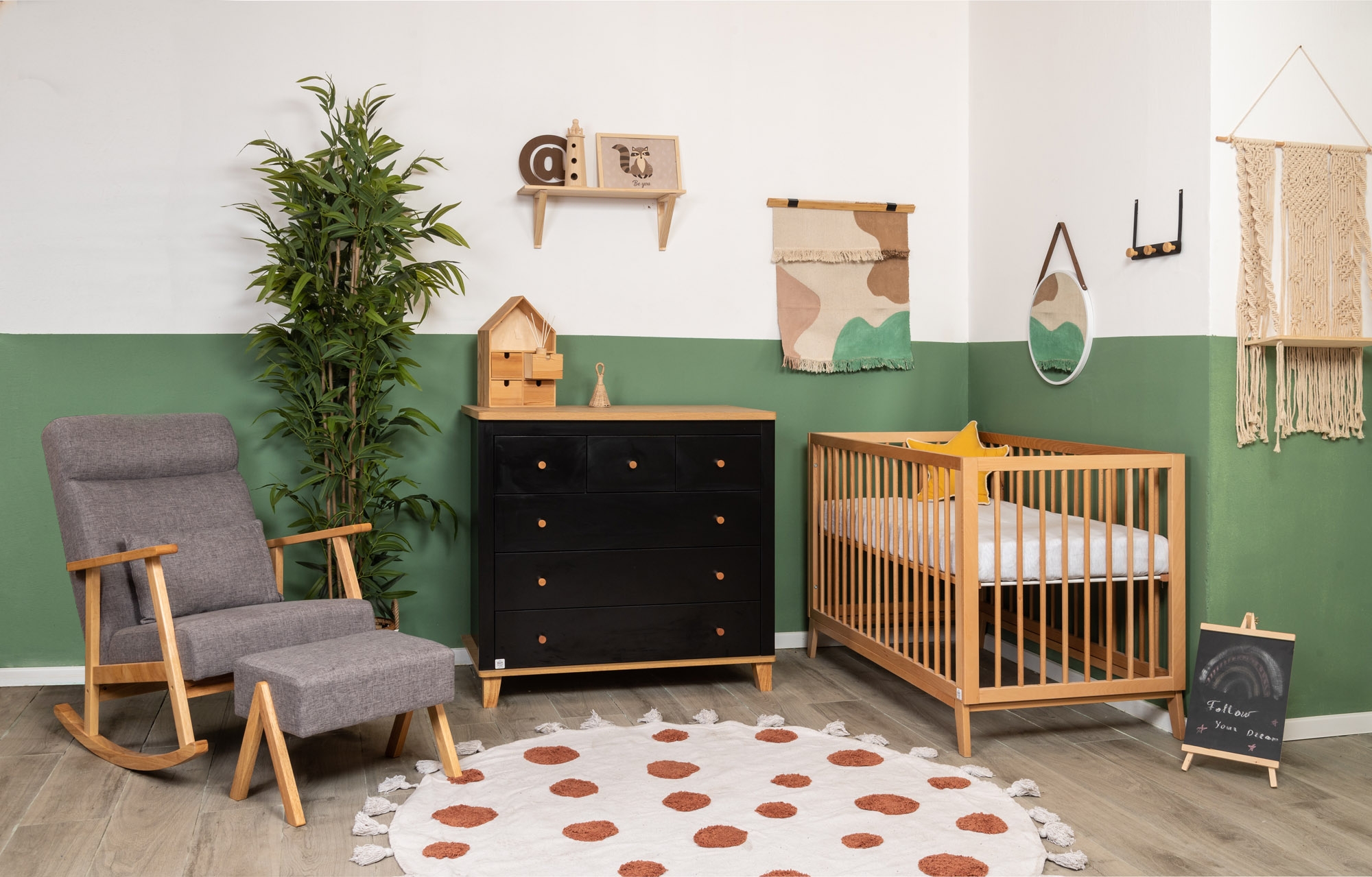 שידה גלעד - שחור טבעי- מסילות לאגר