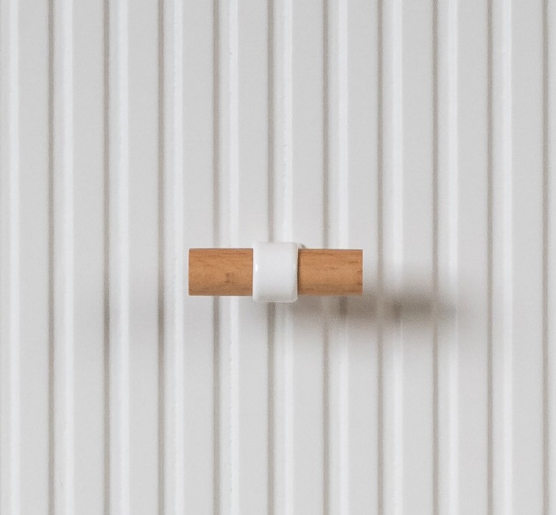 ידית מוט עץ חיבור לבן