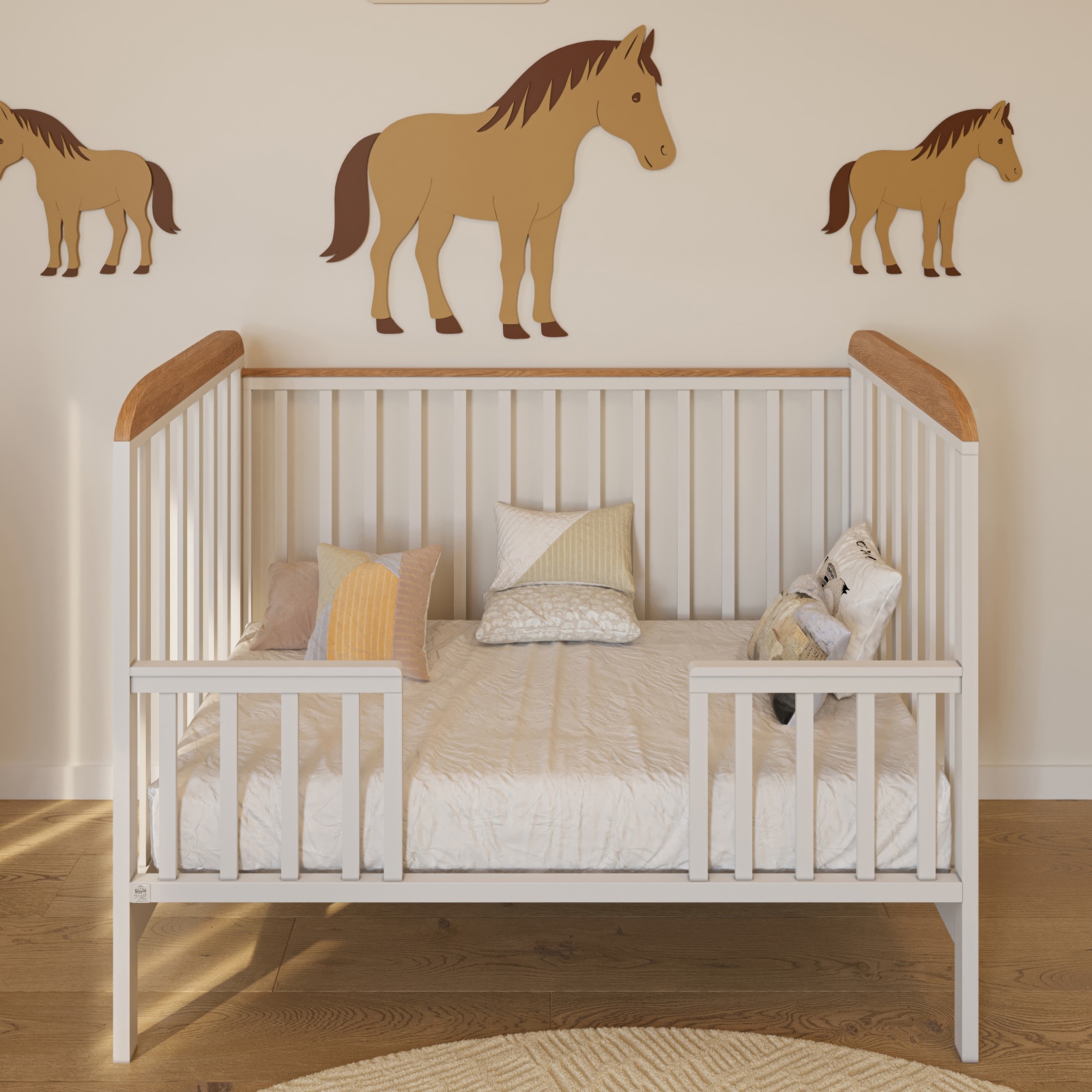 Natural white baby room - quiet closing חדר לתינוק סלסי לבן טבעי- טריקה שקטה