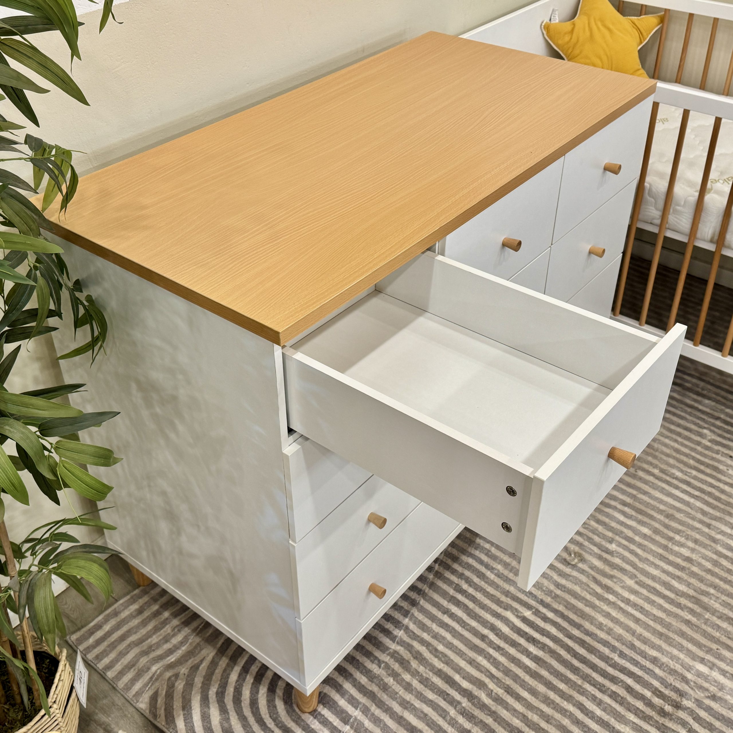 שידה גליל לבן טבעי - מסילות טריקה שקטה